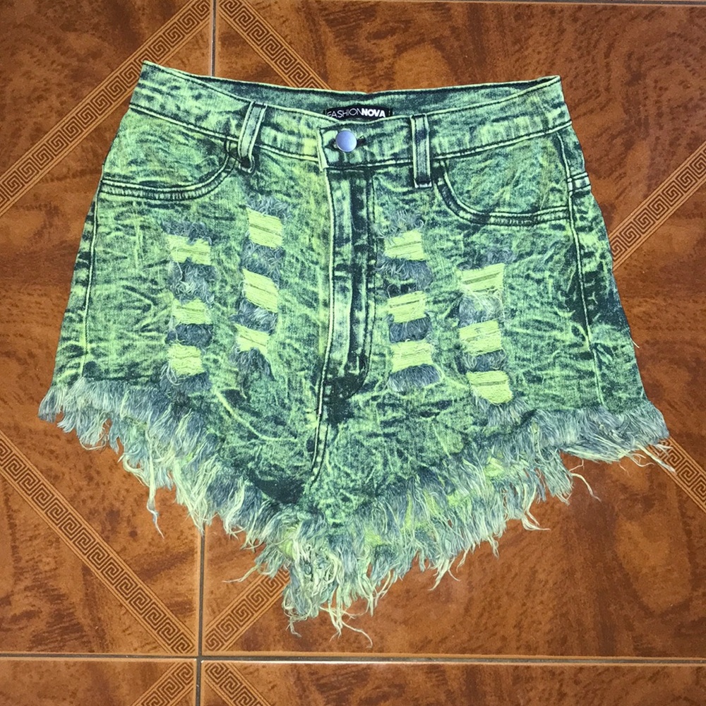 Fashion Nova | Women’s | size M | NEW !